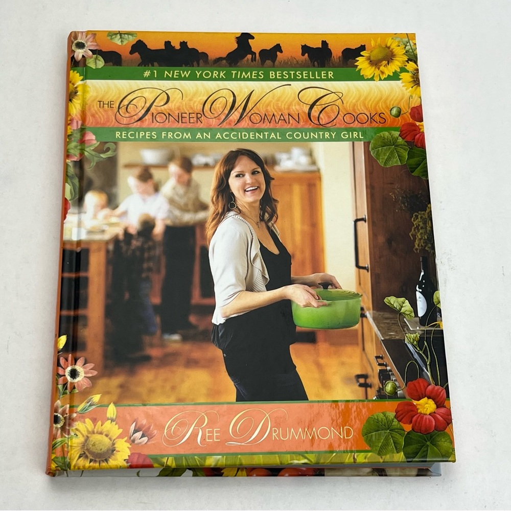 The Pioneer Woman Cooks Ree Drummond‎ Cookbook 2009 Recipes Kitchen Book Cooking